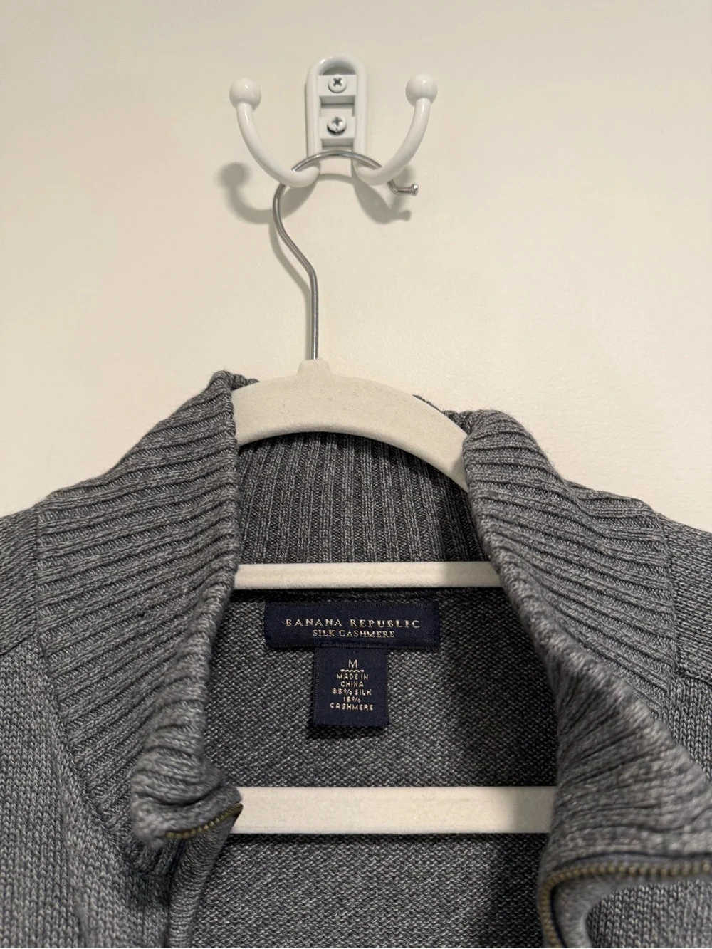 Banana Republic Silk Cashmere Full-Zip Sweater, size medium